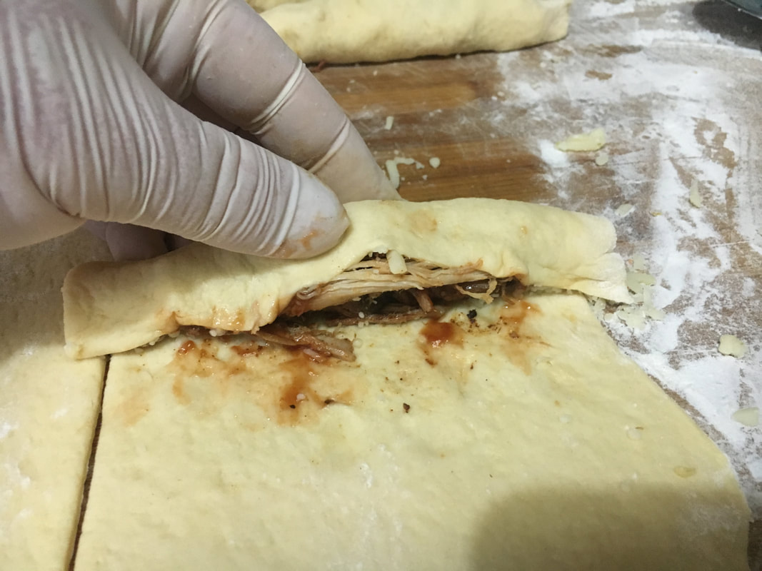 how to make stuffed crescent dough rolls